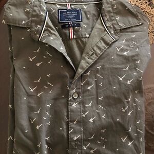 ON THE ROAD SLIM FIT MENS BUTTON UP